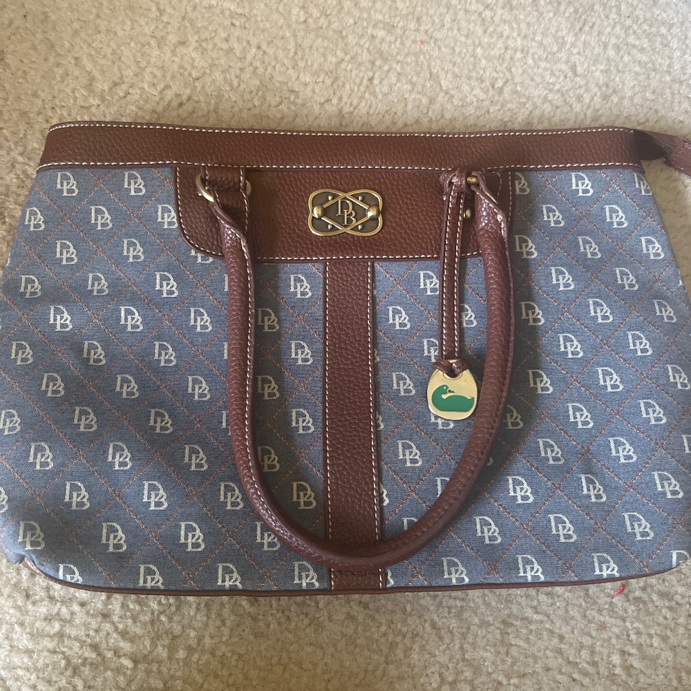 Dooney & Bourke handbag